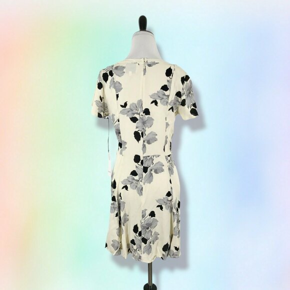 Privacy Please Revolve‎ dress M floral mini short sleeves Yellow NWT - Picture 2 of 8